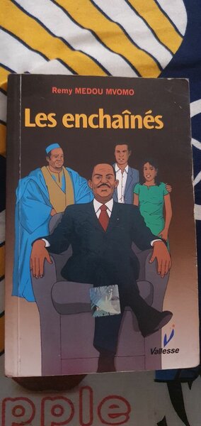 Roman dramatique "Les enchaînés"
