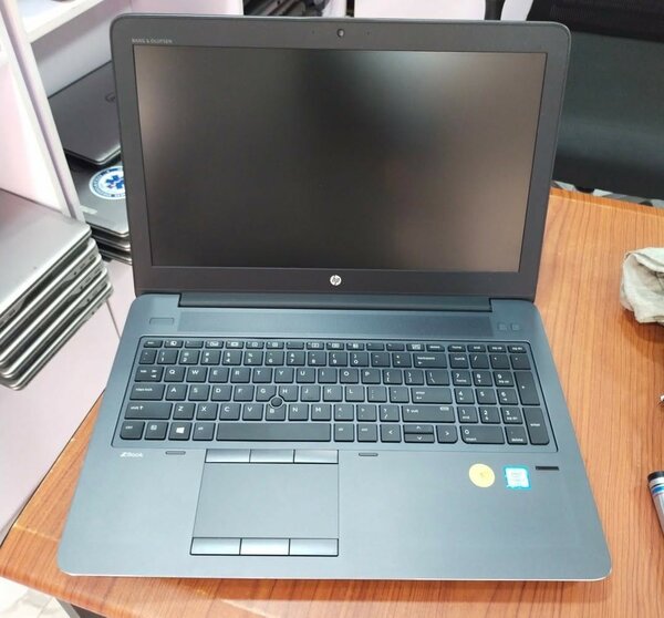 Hp zbook 15 studio G3