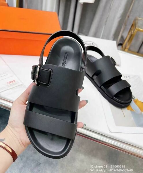 Sandales en cuir noir homme