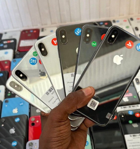 iPhone X reconditionné 64 Go