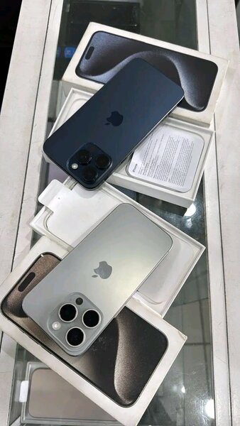iPhone 15 pro max 512GB