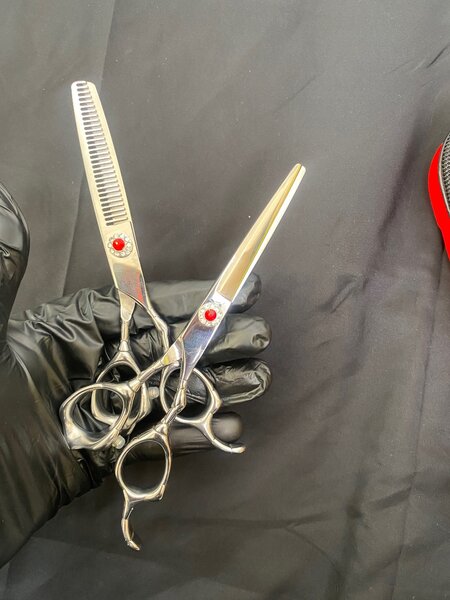 Metal scissors with gems stones