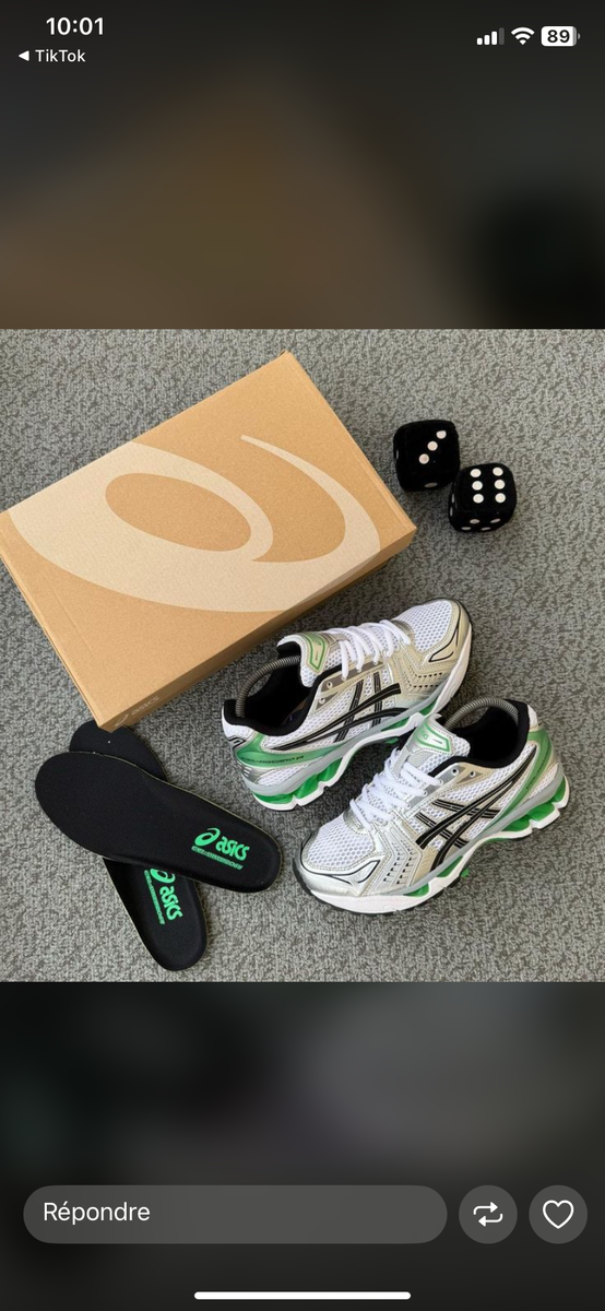 Chaussures de sport ASICS