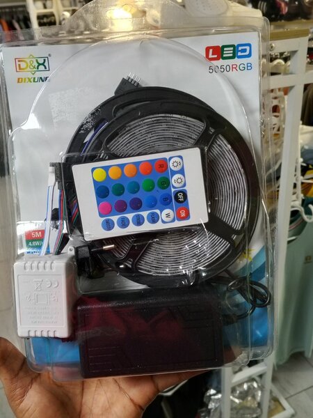Bande LED RGB avec télécommande
