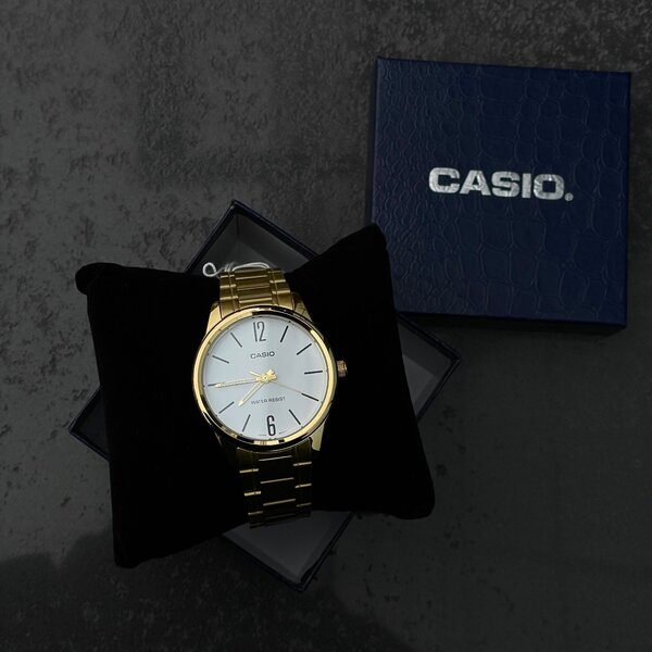 Японские оригинальные наручные часы «Casio»