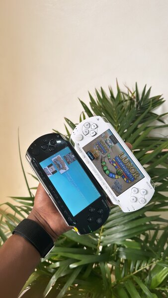 PSP propre avec plusieurs jeux