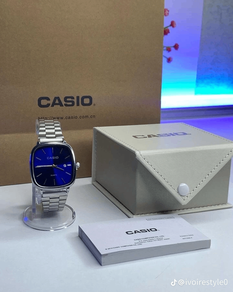 À vendre : Montre Casio - Performance et Élégance au Poignet