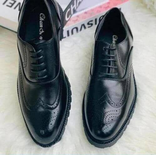 Men's formal shoes