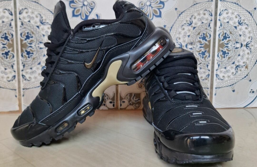 Baskets noires tendance homme