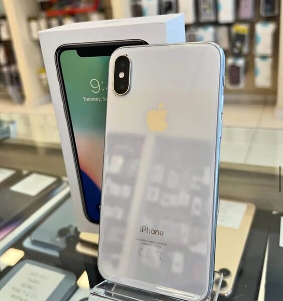 iPhone X 64Go Argent Débloqué