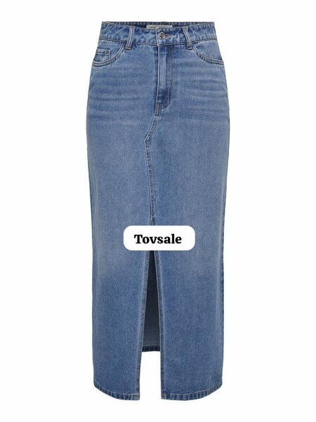 Long denim front slit skirt