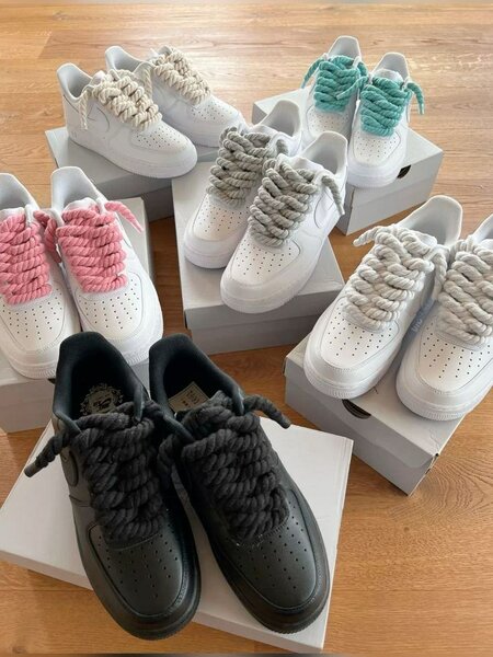 Sneakers avec lacets épais