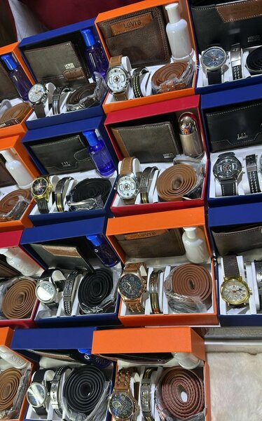 Montre élégante et set cadeau