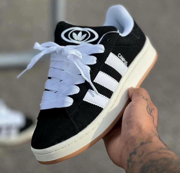 Baskets noires en toile