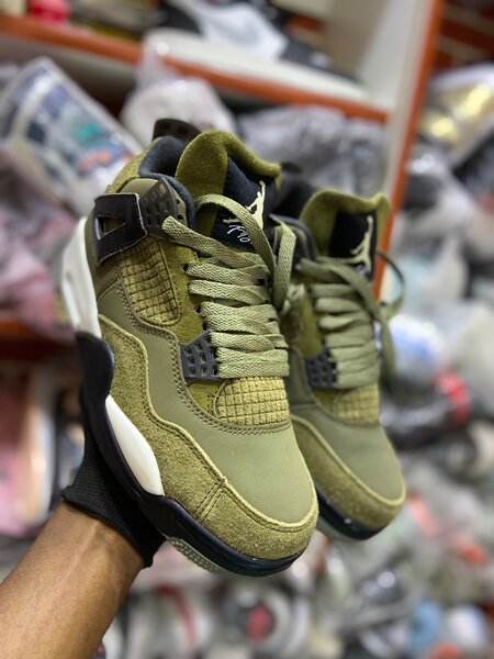 Jordan 4