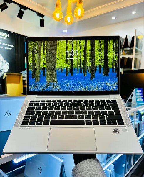 Laptop HP elitebook 830 G7