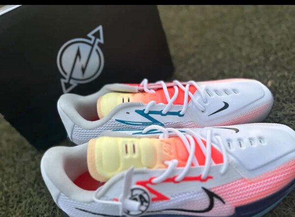 Chaussures de sport multicolores