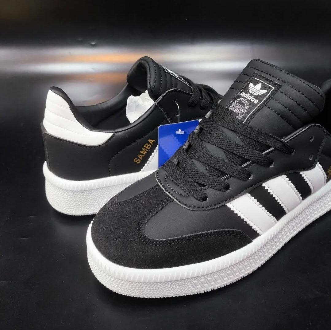 Chaussures Adidas Samba Noires