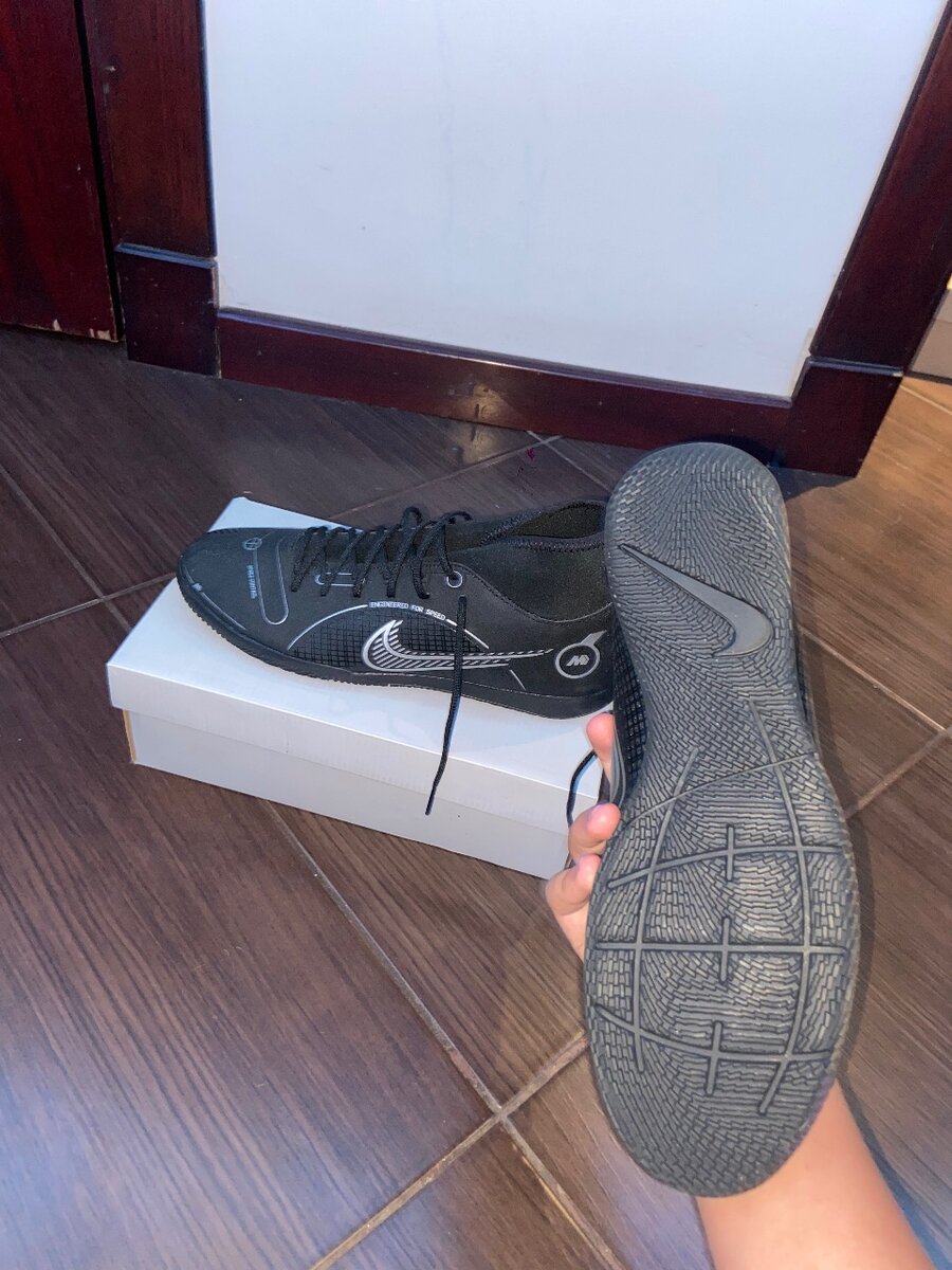 Nike mercurial football boots