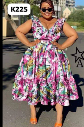 Robe femme rose à imprimé lumineux et manches courtes