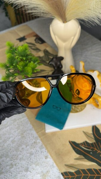 Lunettes de soleil élégantes