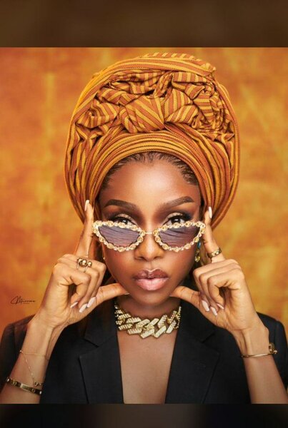 Lunettes de soleil cœur bijoux