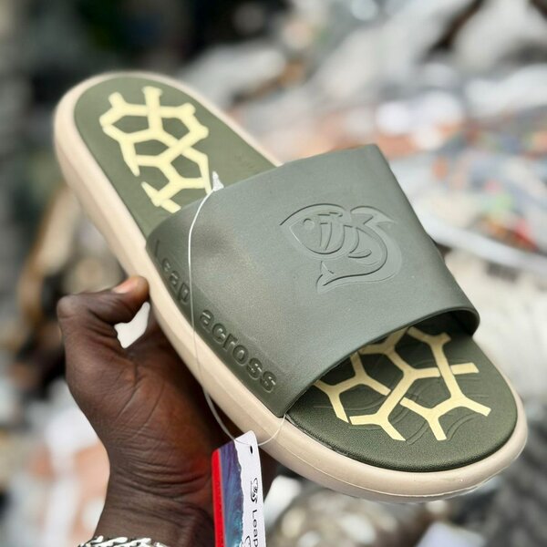 Claquettes confortables été