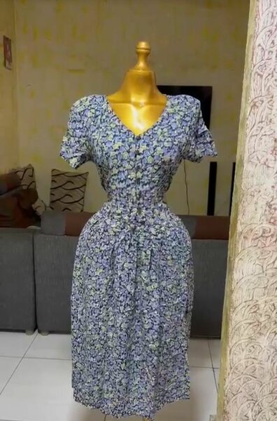 Robe Fleurie Élégante Femme