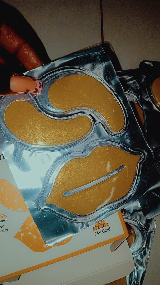 2 in 1 lip and under eye masks combination sheet