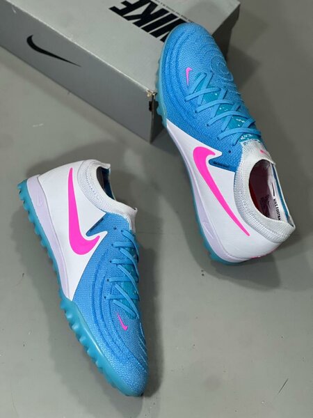 Chaussures de Foot Nike