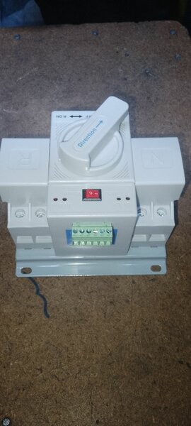 Automatic c. o switch