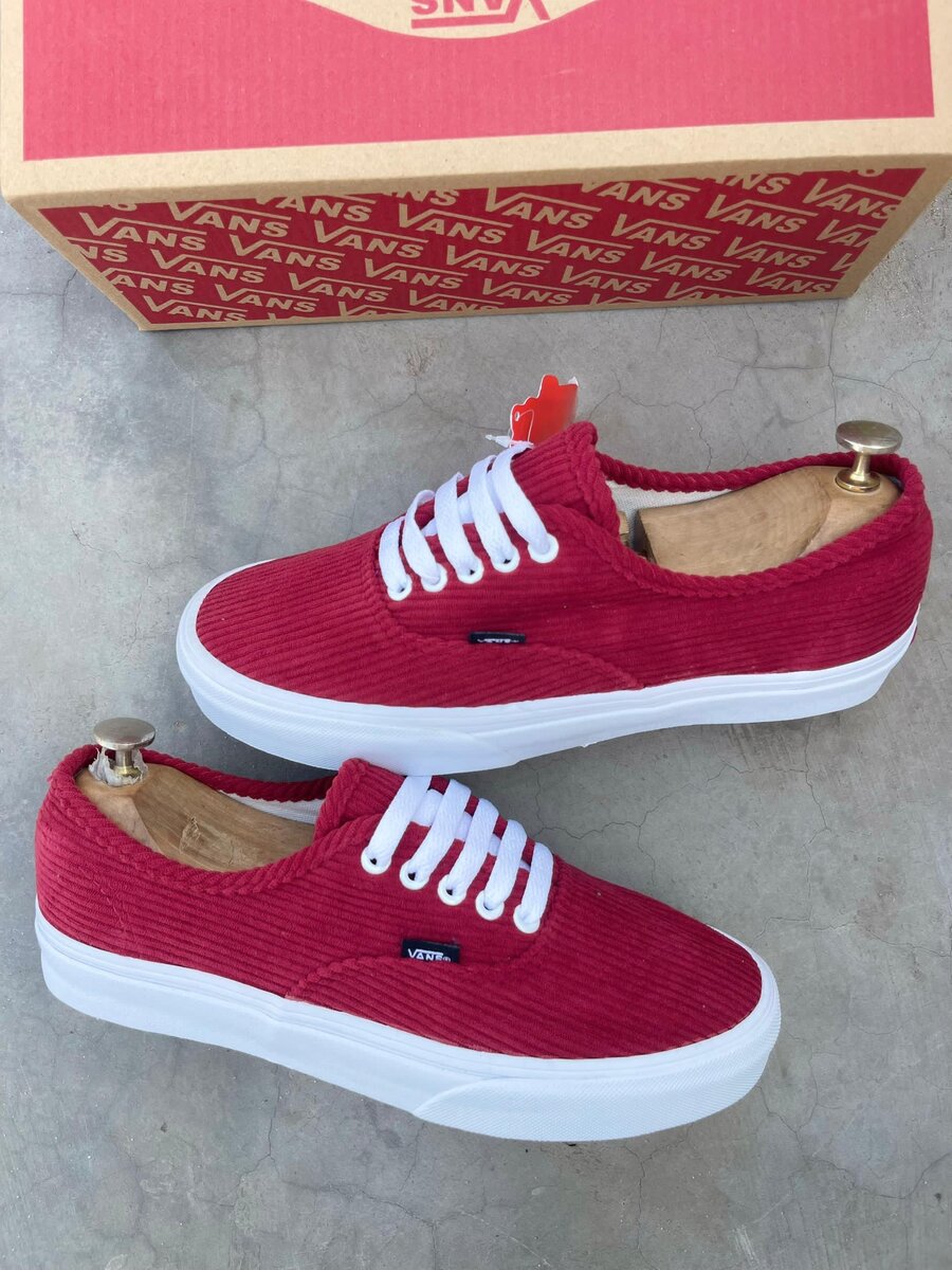 Vans Rouges en Velours Côtelé