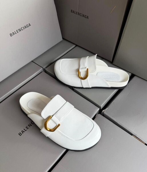 Mules Balenciaga blanches