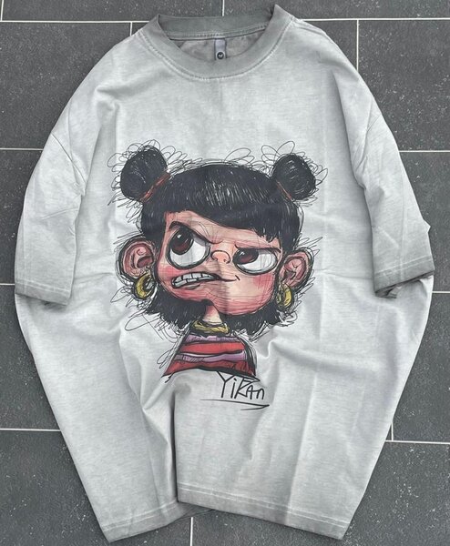 T-shirts graphiques tendance