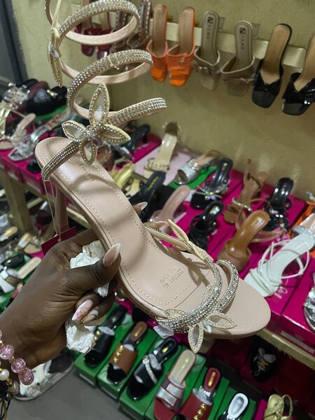 Sandales à talons élégantes