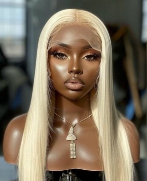 Perruque longue blonde