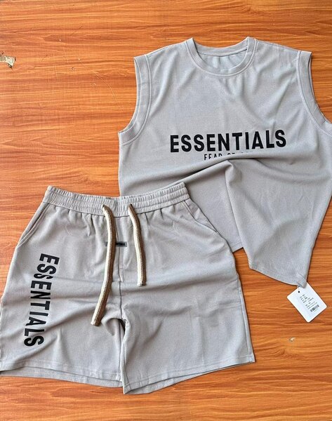 ESSENTIALS TOP&DOWN