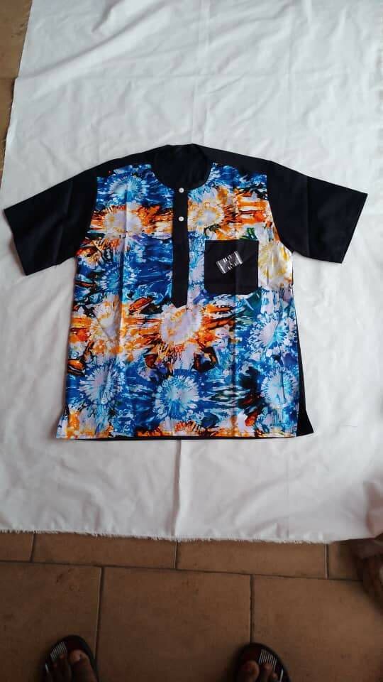 Chemises , polos et tuniques