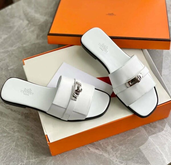 HERMES LADIES SLIPPERS/SANDALS