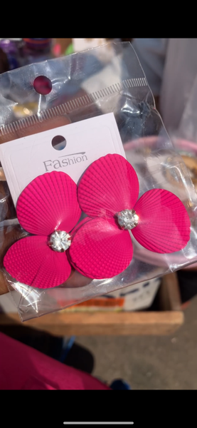 Boucles d'oreilles florales tendances