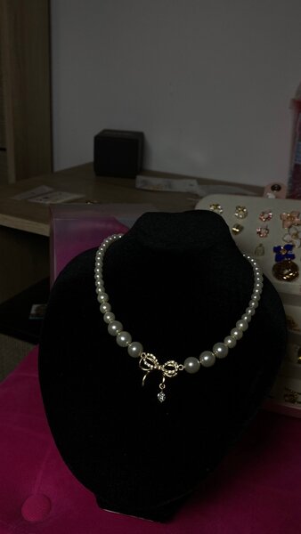 Colliers en perles ras de cou