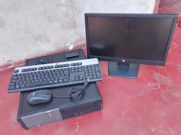 DESKTOP CORE i5 COMPUTERS