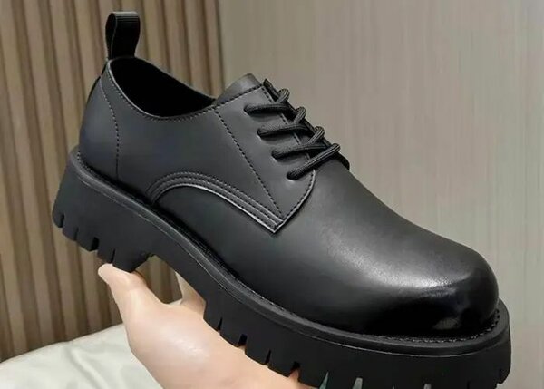 Chaussures Richelieu Femme Cuir