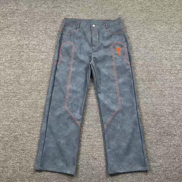 Pantalons à design moderne