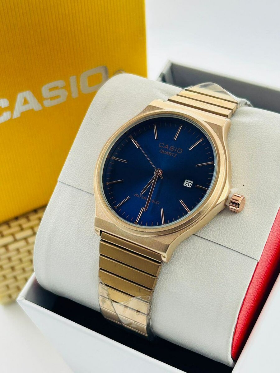 MONTRE LUXE HOMME CASIO