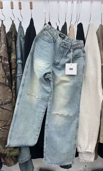 Baggy jeans
