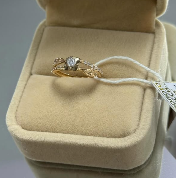 Кольцо из золота