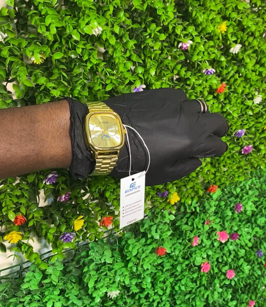 Montre Casio Dorée luxe