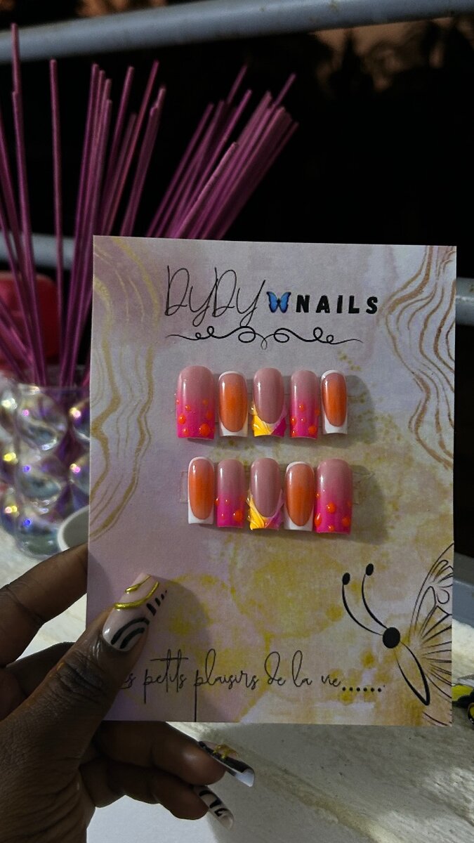 Ongles Artificiels Colorés