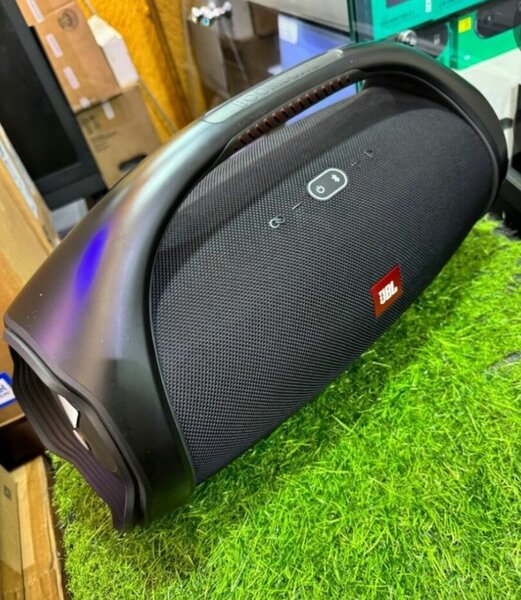 JBL Boombox